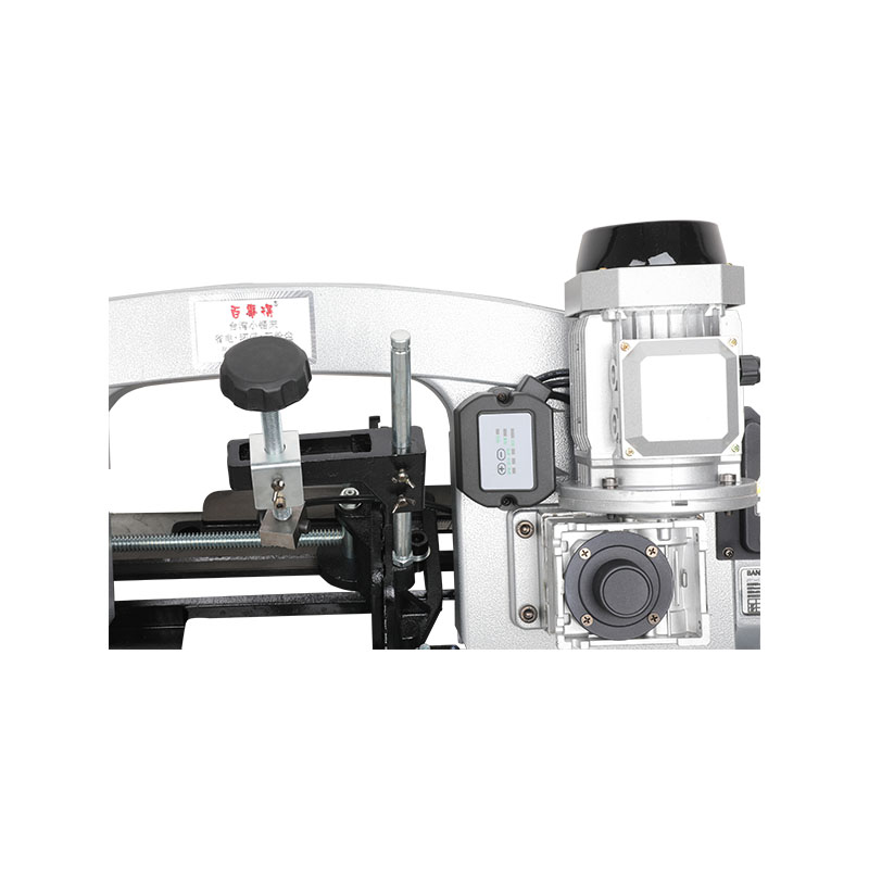 DLY-22F3 9英寸變頻調(diào)速臥式電動(dòng)帶鋸（油缸款）